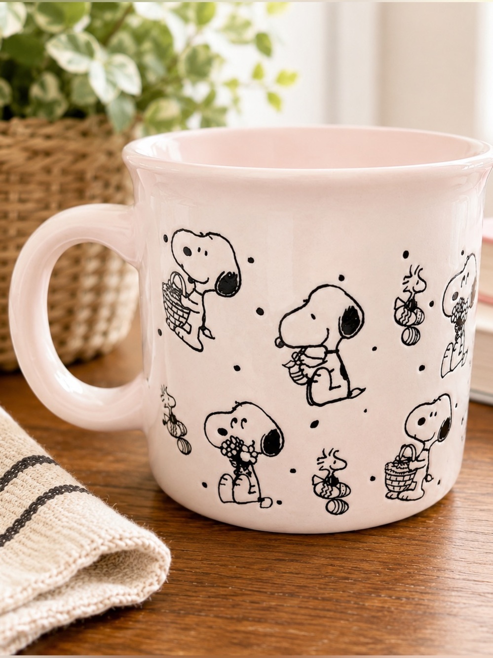Peanuts Snoopy Woodstock Gibson XL 24 Oz Pale Pink Ceramic Coffee Mug Oversized